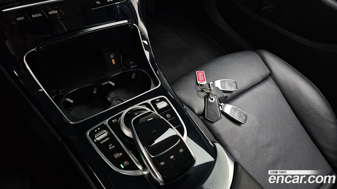 Mercedes-Benz C-Class 2019