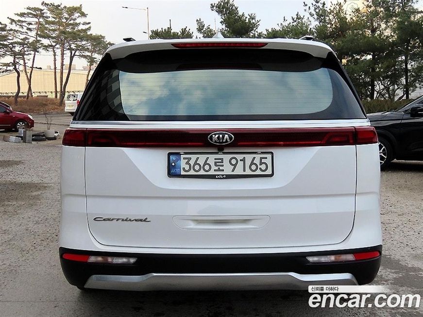 Kia Canival 2021