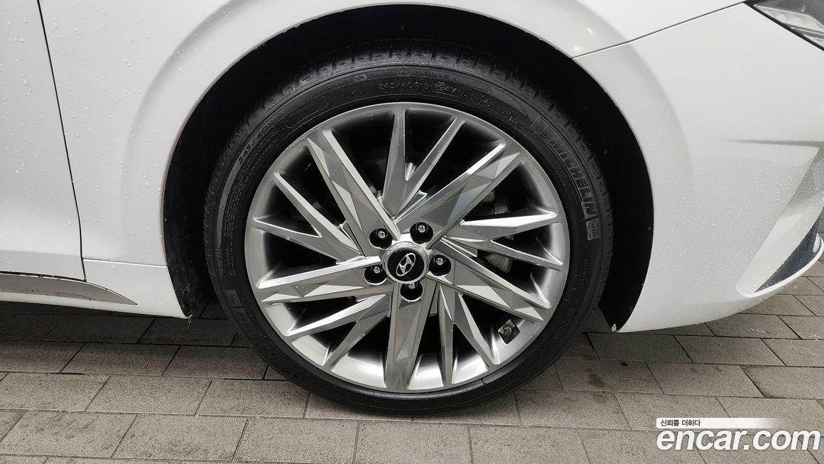 Hyundai Grandeur 2020