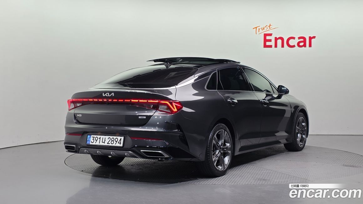 Kia K5 2023