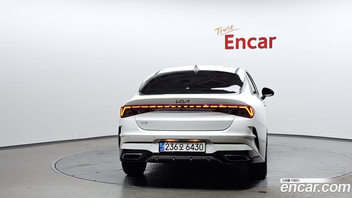 Kia K5 2023