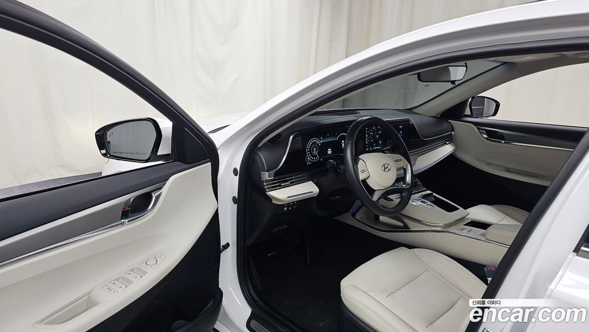 Hyundai Grandeur 2022