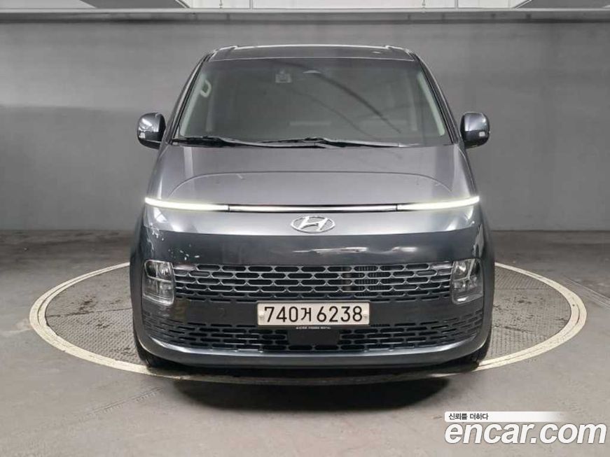 Hyundai Staria 2023
