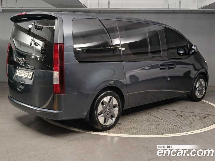 Hyundai Staria 2023