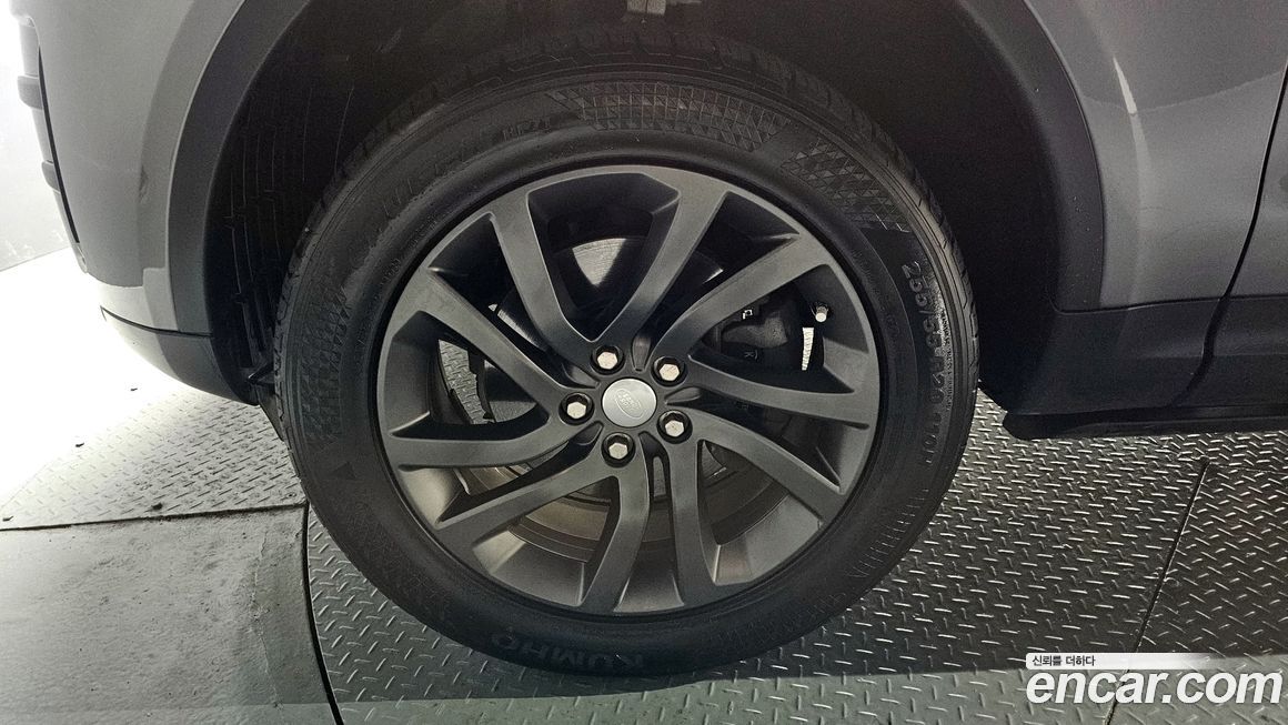 Land Rover Discovery 2018