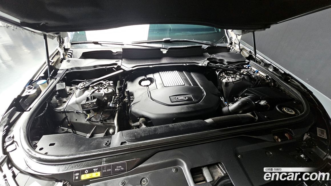 Land Rover Discovery 2018