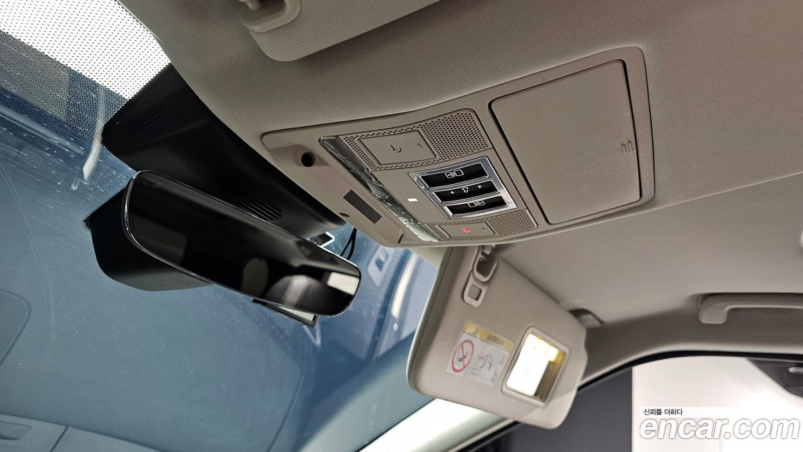 Land Rover Discovery 2018