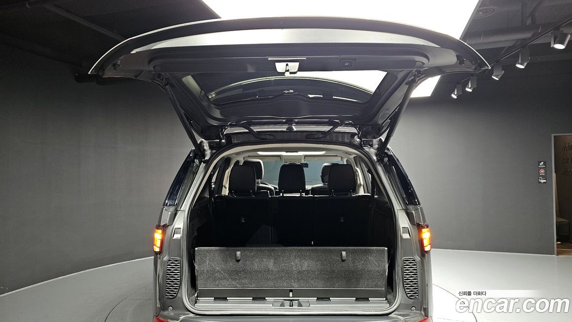 Land Rover Discovery 2018