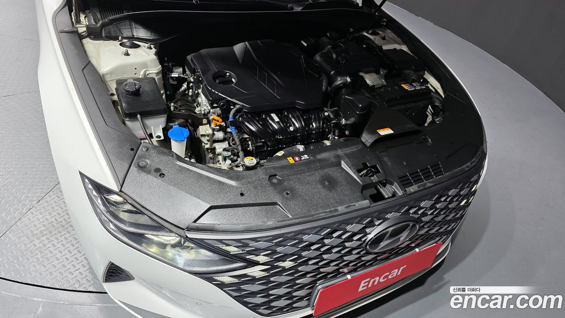 Hyundai Grandeur 2022