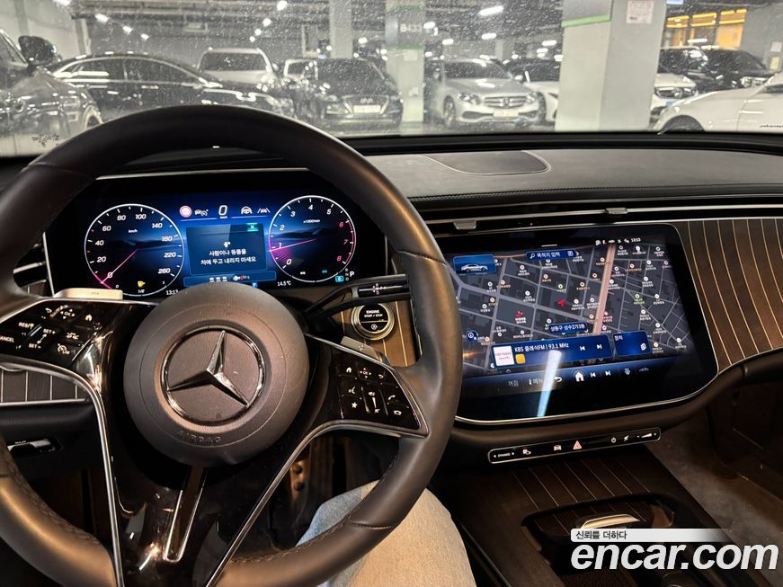 Mercedes-Benz E-Class 2025