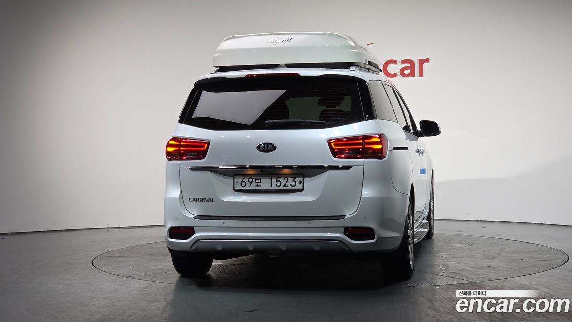 Kia Canival 2019