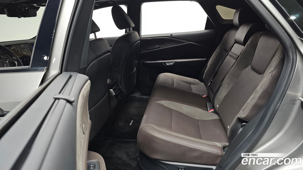 Lexus RX 2025