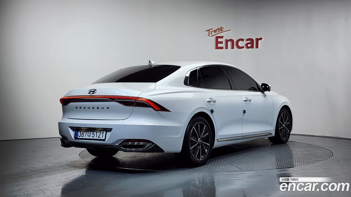 Hyundai Grandeur 2021