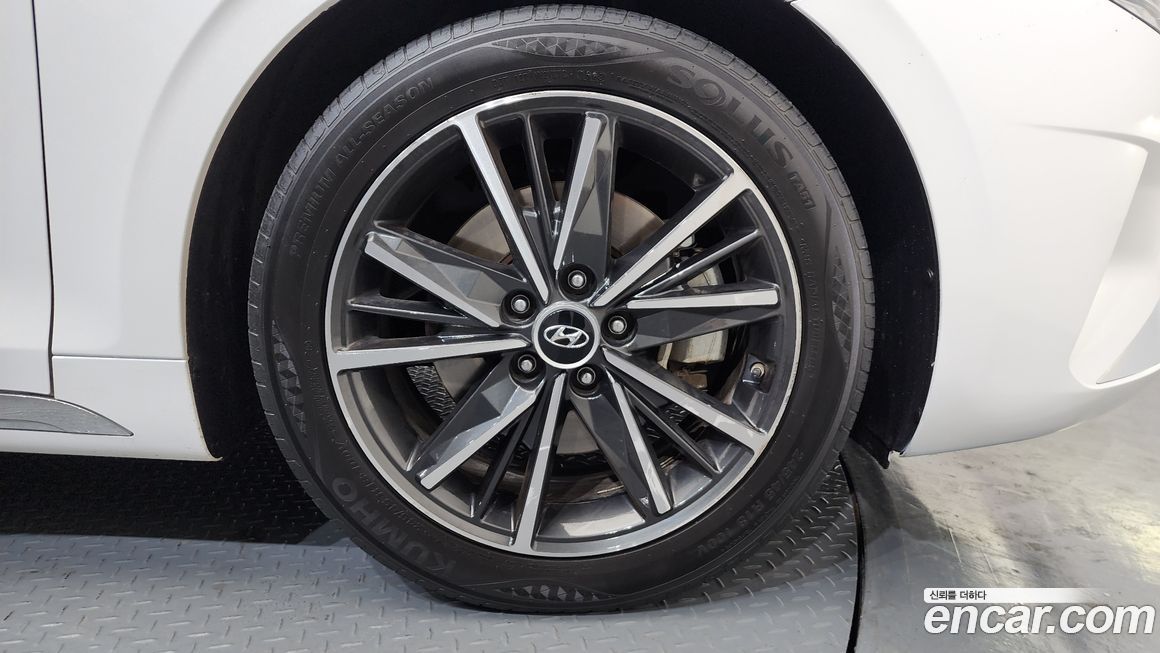 Hyundai Grandeur 2021