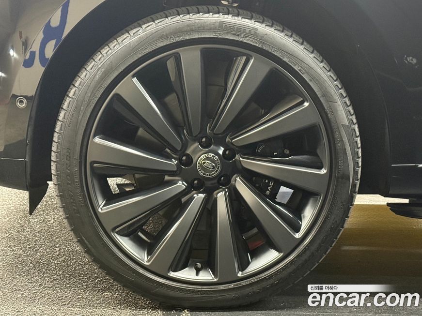 Land Rover Range Rover 2023