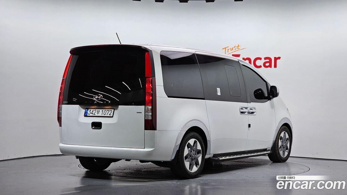 Hyundai Staria 2023