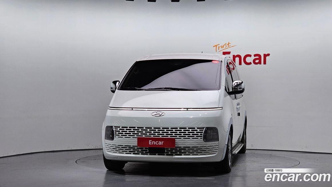 Hyundai Staria 2023