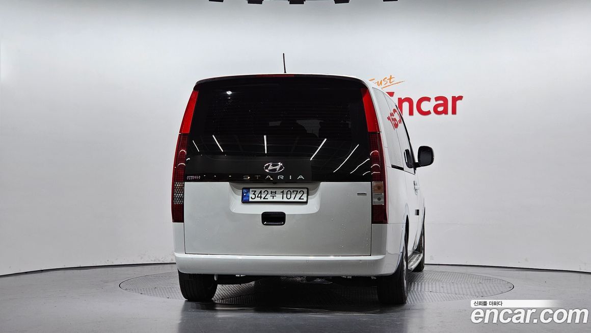Hyundai Staria 2023