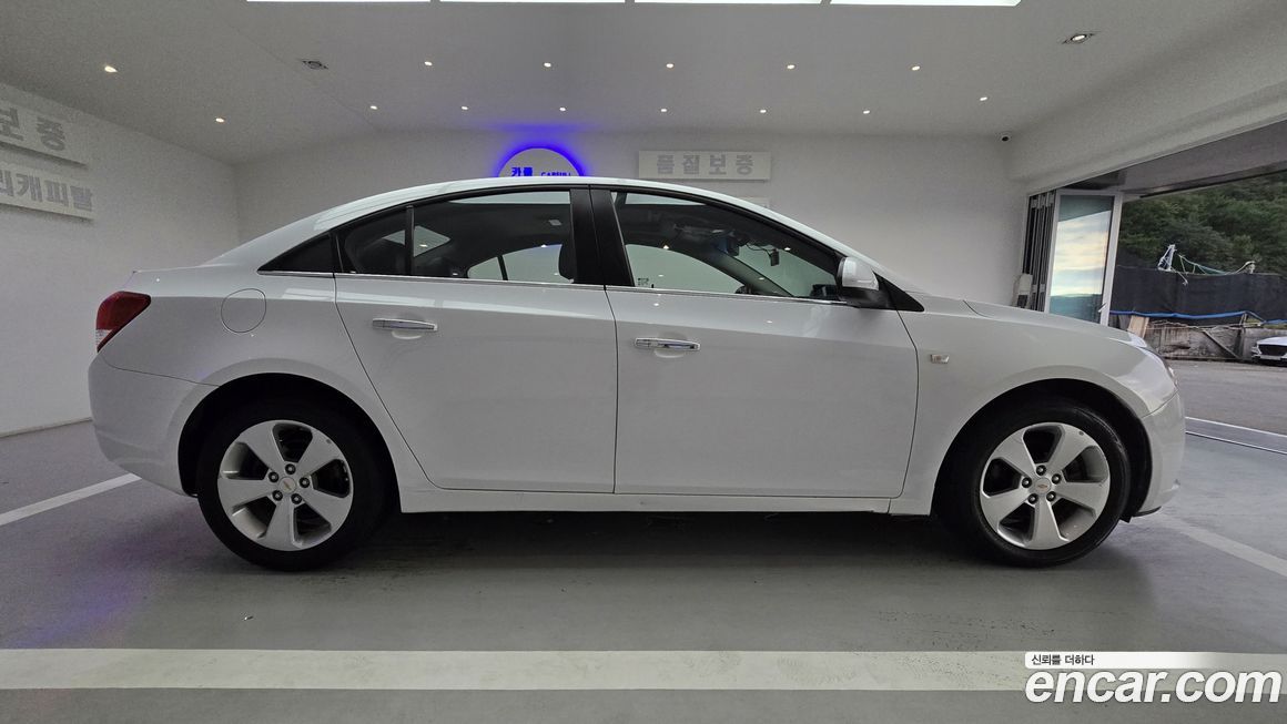 ChevroletGMDaewoo Cruze 2012