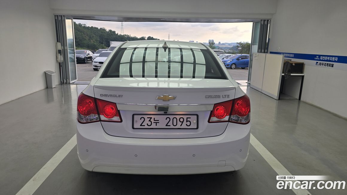 ChevroletGMDaewoo Cruze 2012