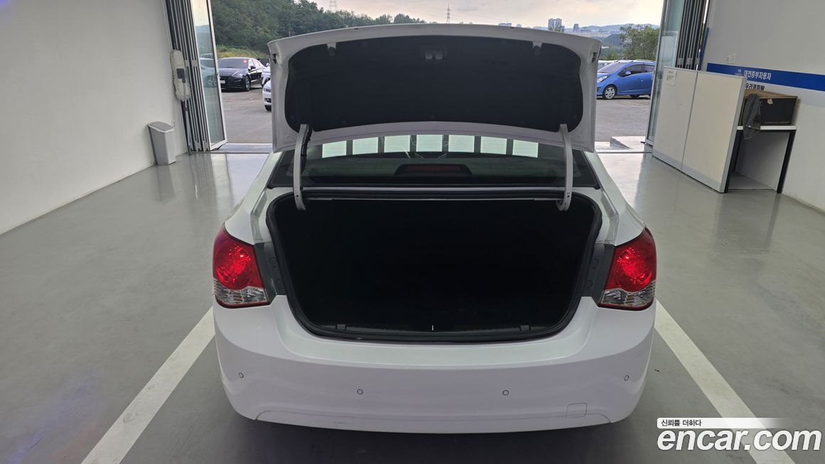 ChevroletGMDaewoo Cruze 2012