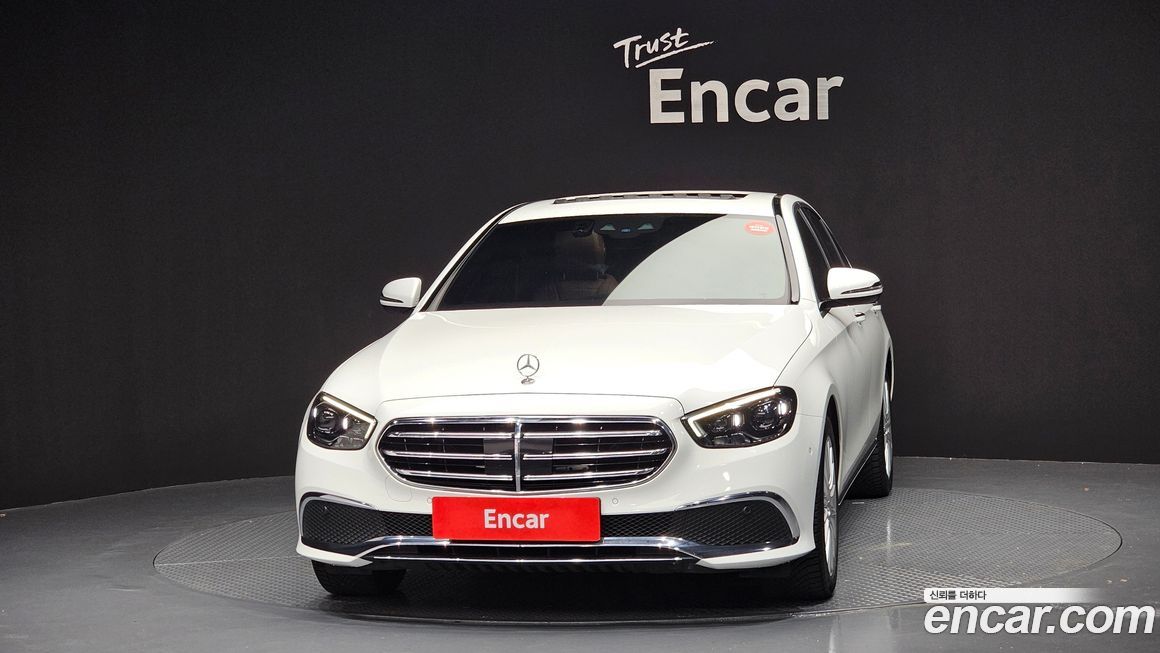 Mercedes-Benz E-Class 2021