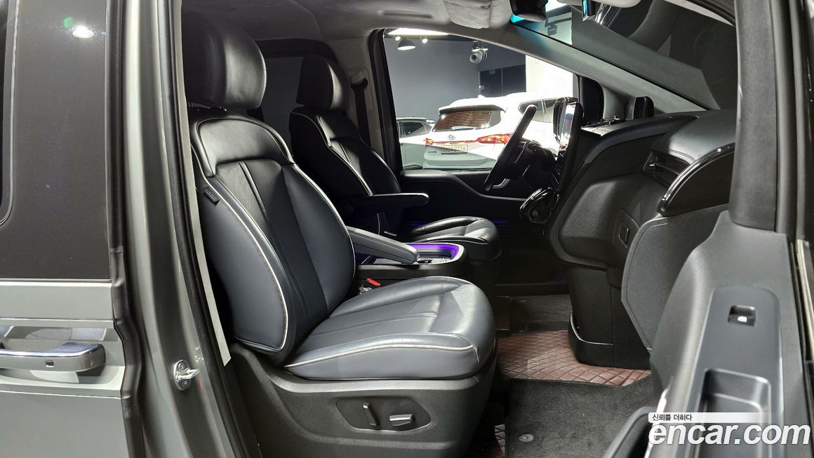 Hyundai Staria 2023