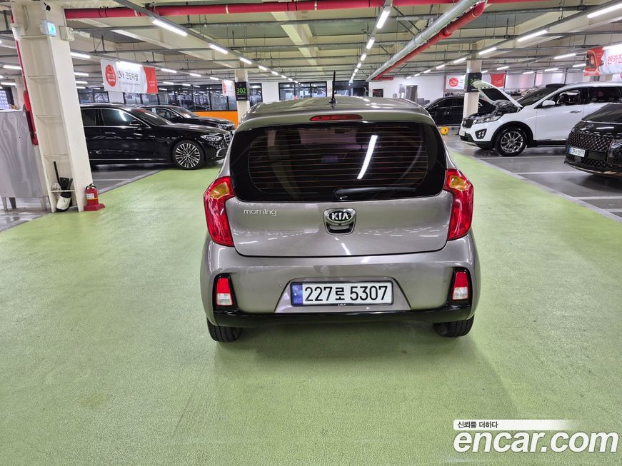 Kia morning 2016