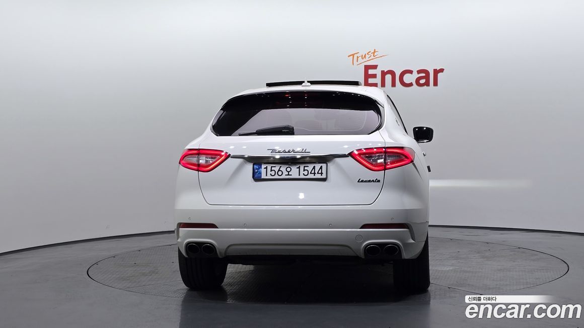 Maserati Levante 2017