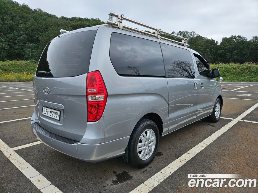 Hyundai Starex 2016