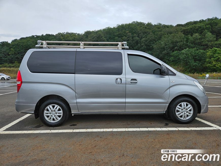 Hyundai Starex 2016