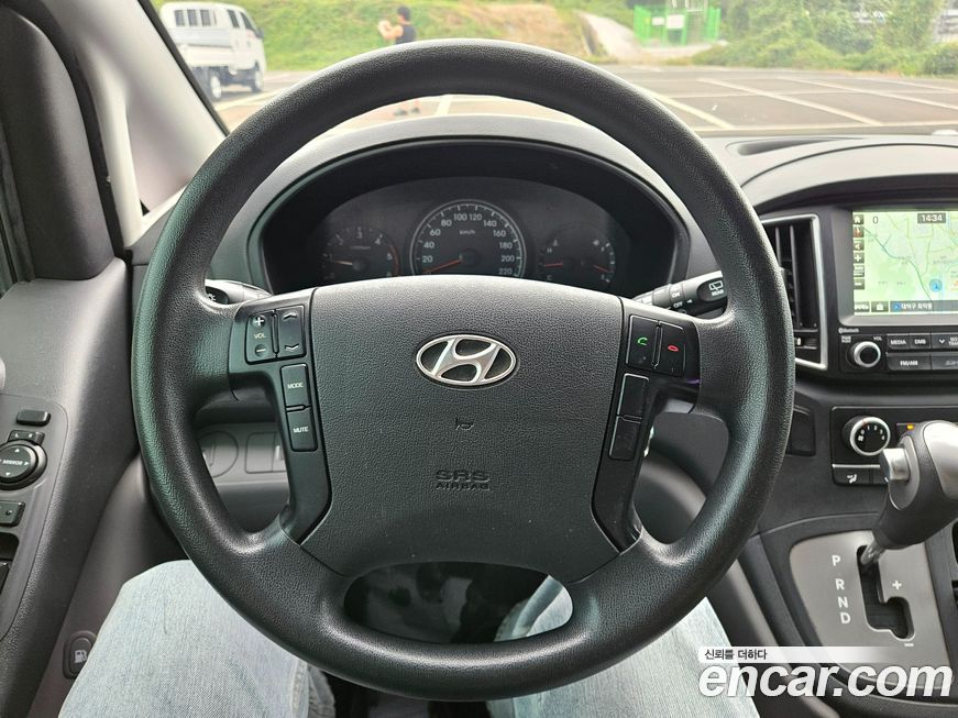 Hyundai Starex 2016