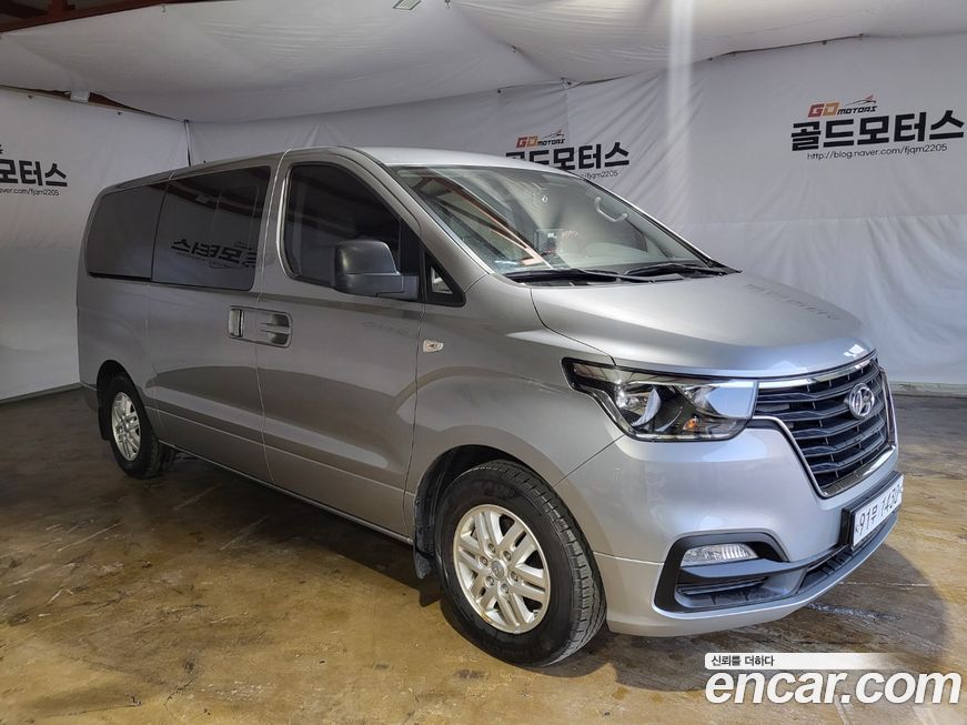 Hyundai Starex 2019
