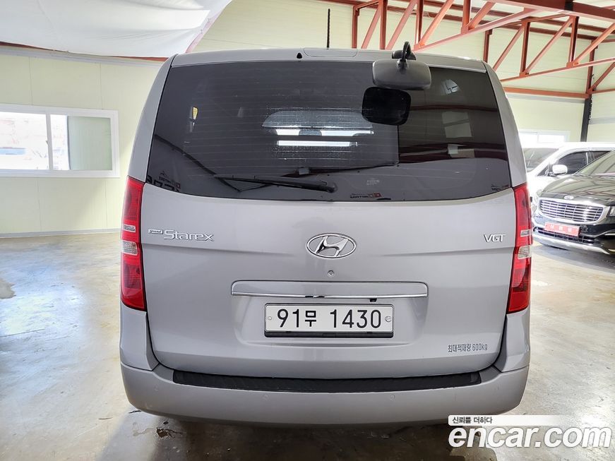 Hyundai Starex 2019