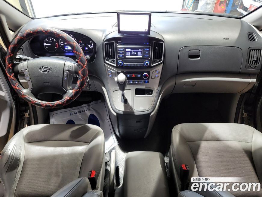 Hyundai Starex 2019