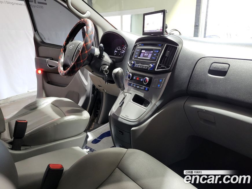 Hyundai Starex 2019