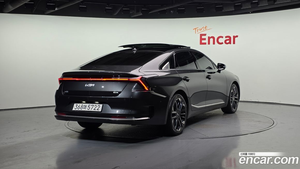 Kia K8 2025