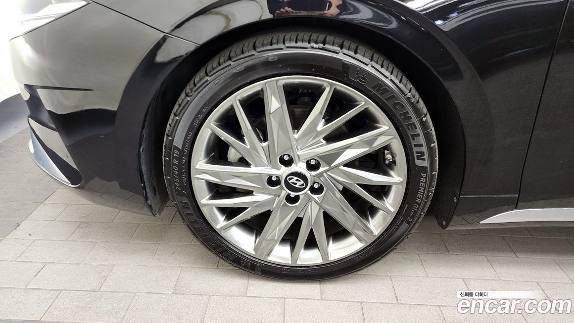 Hyundai Grandeur 2021