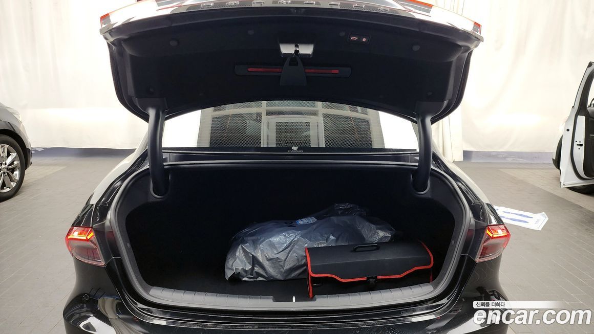 Hyundai Grandeur 2021