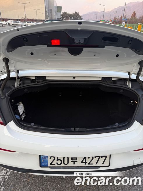 Mercedes-Benz C-Class 2017