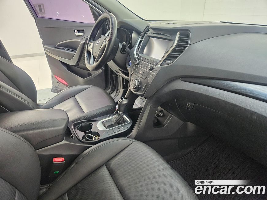 Hyundai Santafe 2016