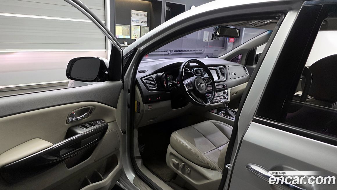 Kia Canival 2017