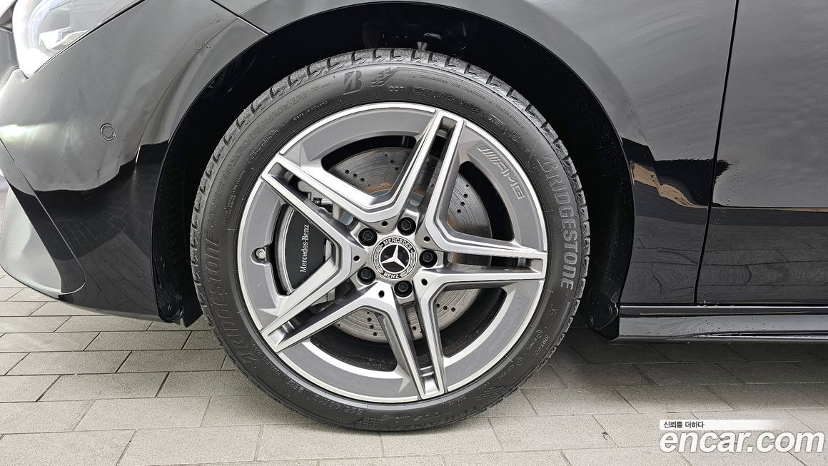 Mercedes-Benz CLA-Class 2025