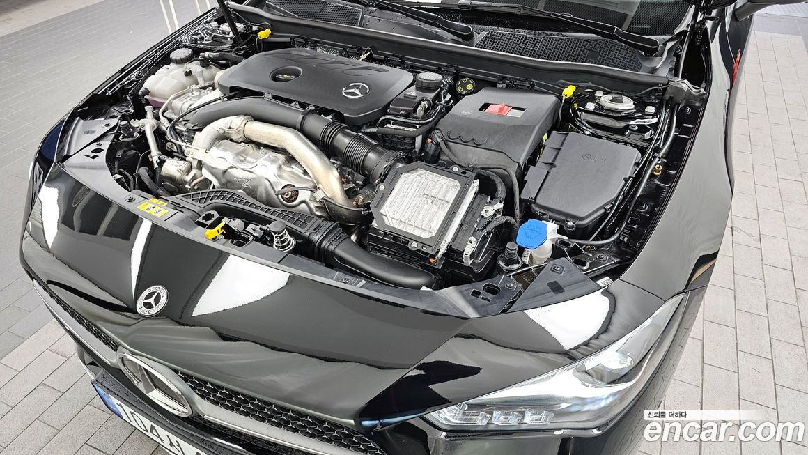 Mercedes-Benz CLA-Class 2025