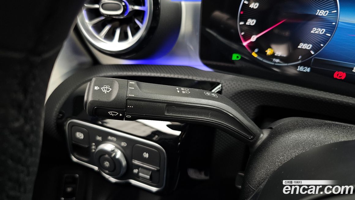 Mercedes-Benz CLA-Class 2025