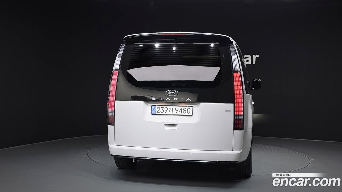 Hyundai Staria 2023