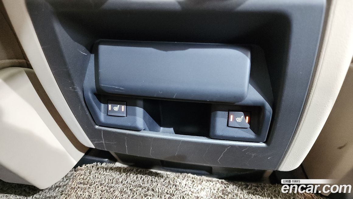 Land Rover Discovery 2016