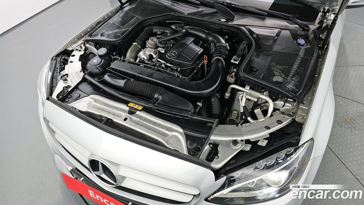 Mercedes-Benz C-Class 2018