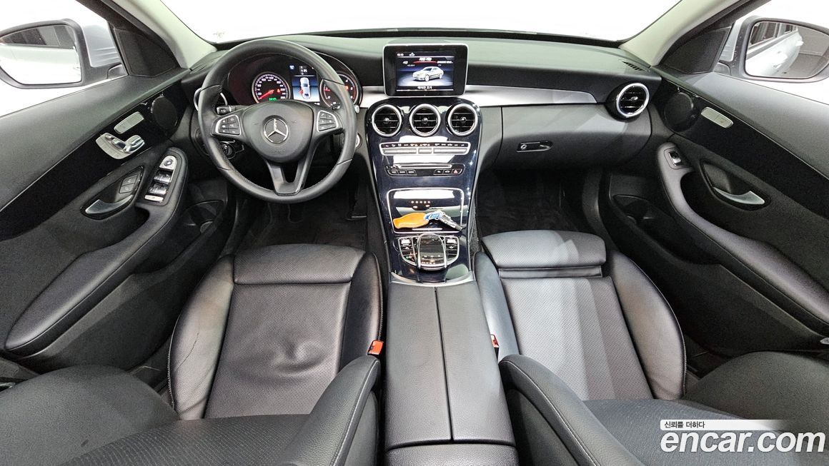 Mercedes-Benz C-Class 2018