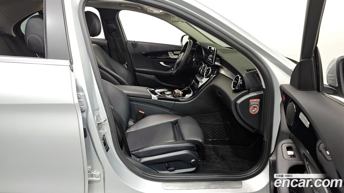 Mercedes-Benz C-Class 2018